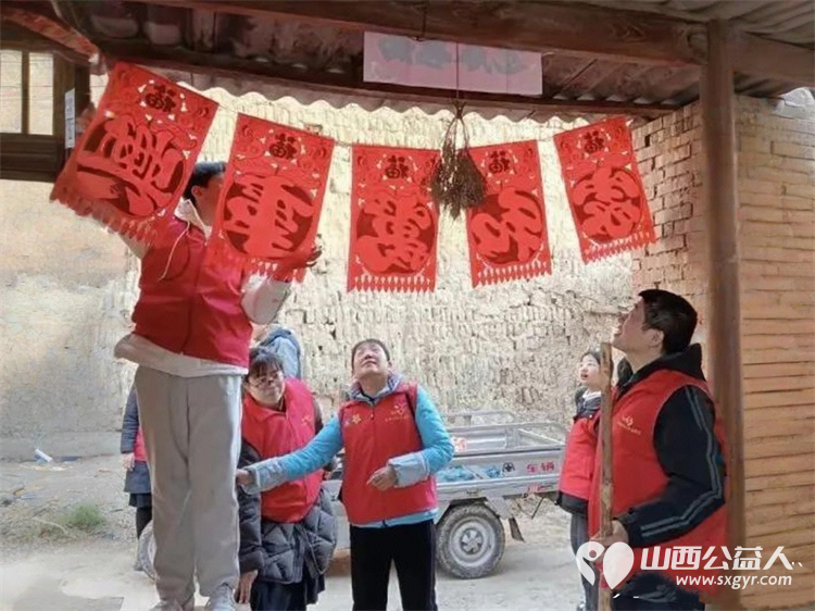 讲忻州故事传秀容美名----忻州爱心公益协会春节慰问忻府区白石村于条沟村和富庄村15户困境家庭的暖心年礼春节食物和现金 - 第17张 - 山西公益人 讲忻州故事传秀容美名----忻州爱心公益协会春节慰问忻府区白石村于条沟村和富庄村15户困境家庭的暖心年礼春节食物和现金 - 第17张