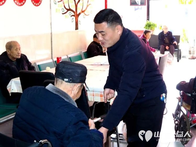 文润定阳暖桑榆新春慰问沁人心----介休市文艺界联合开展蒙福养老院新春慰问活动向养老院捐赠现金五千元吉县苹果6箱小麦面粉50斤用于改善老人生活条件 - 第18张