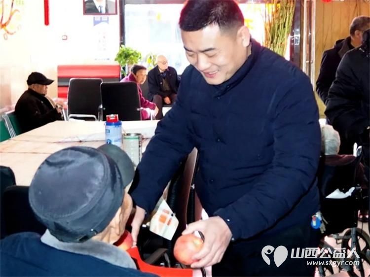 文润定阳暖桑榆新春慰问沁人心----介休市文艺界联合开展蒙福养老院新春慰问活动向养老院捐赠现金五千元吉县苹果6箱小麦面粉50斤用于改善老人生活条件 - 第14张