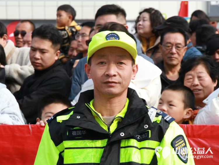 晋中市太谷区心连心志愿者协会安保志愿者参加2026年晋中市太谷区元宵节民间社火展演安全保障工作 - 第7张