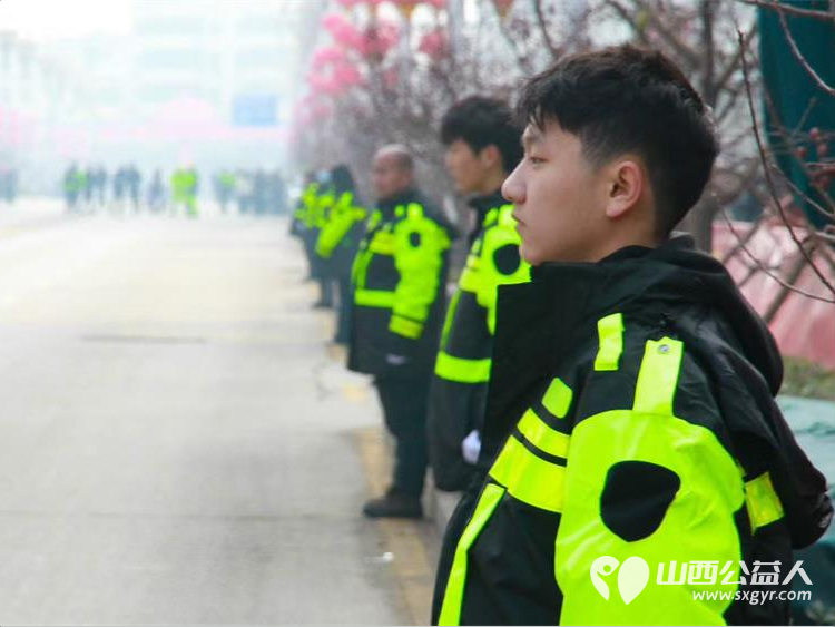 晋中市太谷区心连心志愿者协会安保志愿者参加2026年晋中市太谷区元宵节民间社火展演安全保障工作 - 第4张