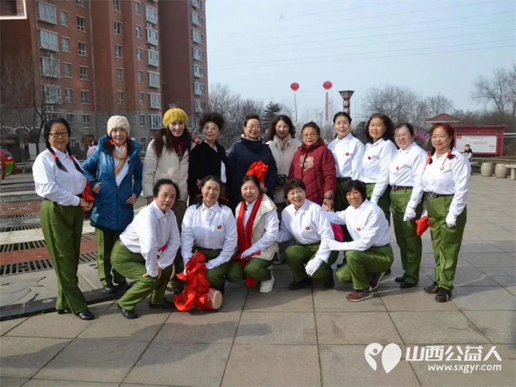 浓浓邻里情喜乐闹元宵 太原市小店区平阳路街道滨东社区举办元宵节闹红火主题活动现场煮元宵猜灯谜吸引居民们踊跃参与 - 第2张 - 山西公益人 浓浓邻里情喜乐闹元宵 太原市小店区平阳路街道滨东社区举办元宵节闹红火主题活动现场煮元宵猜灯谜吸引居民们踊跃参与 - 第2张