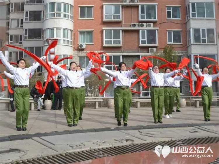 浓浓邻里情喜乐闹元宵 太原市小店区平阳路街道滨东社区举办元宵节闹红火主题活动现场煮元宵猜灯谜吸引居民们踊跃参与 - 第10张 - 山西公益人 浓浓邻里情喜乐闹元宵 太原市小店区平阳路街道滨东社区举办元宵节闹红火主题活动现场煮元宵猜灯谜吸引居民们踊跃参与 - 第10张