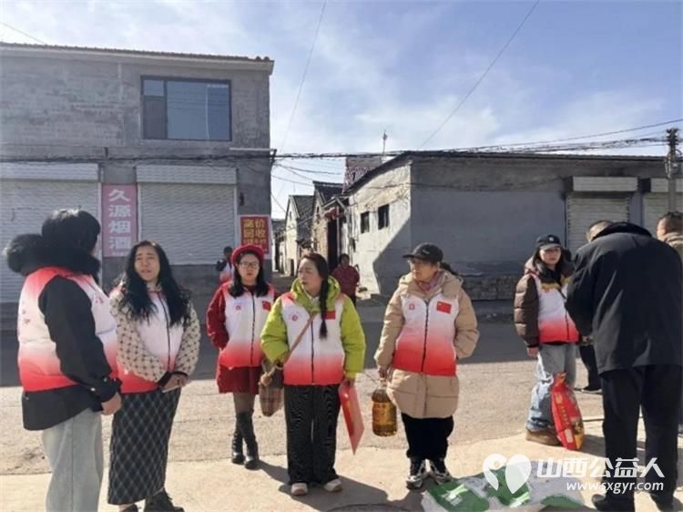 新春送温暖爱心进百家--长治市正能量公益协会潞州区办事处、志愿服务团队一队2026暖冬行动上党慰问为当地困难家庭送去新春祝福与生活物资 - 第20张