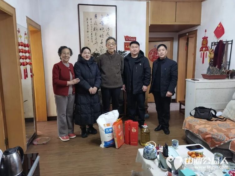 临汾市文明交通志愿者协会党支部开展“年底大盘点.慰问暖心春”主题党日活动 - 第1张