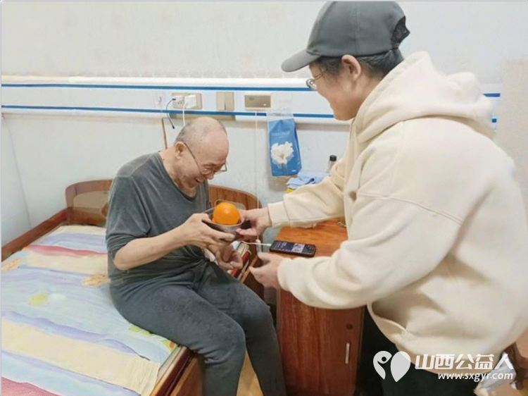 太原市志愿者小分队志愿者们带着慰问品等物资来到享堂养老院有序开展服务 - 第10张