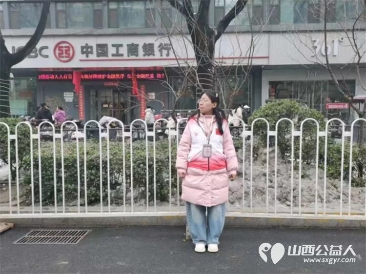 金马奔腾闹元宵志愿助力暖人心 长治市正能量公益协会全程参与志愿服务2026年金马奔腾闹元宵民间非遗文艺展演活动 - 第20张