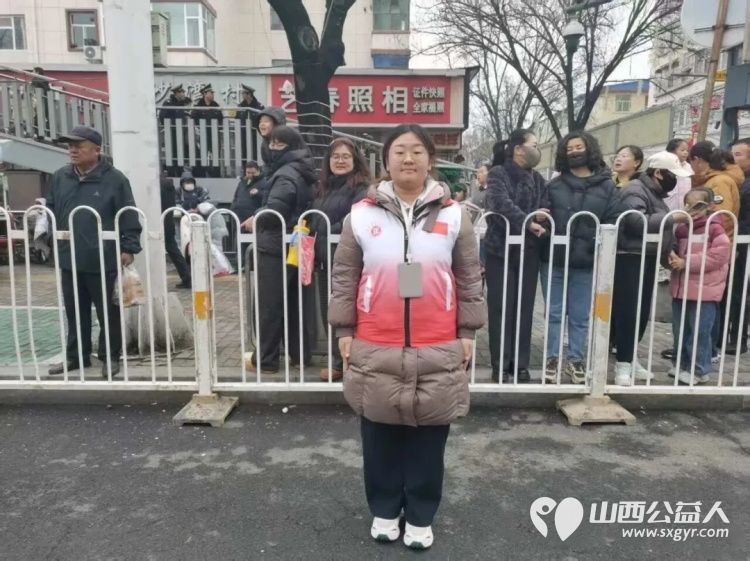 金马奔腾闹元宵志愿助力暖人心 长治市正能量公益协会全程参与志愿服务2026年金马奔腾闹元宵民间非遗文艺展演活动 - 第17张