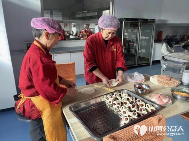 年味满院暖心迎春----太原比家美养老连锁机构为长者们打造了一个红红火火热热闹闹的新春家园每一个细节都传递着老有所依老有所乐的理念 - 第10张