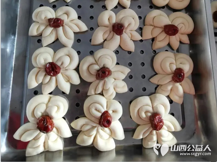 年味满院暖心迎春----太原比家美养老连锁机构为长者们打造了一个红红火火热热闹闹的新春家园每一个细节都传递着老有所依老有所乐的理念 - 第12张