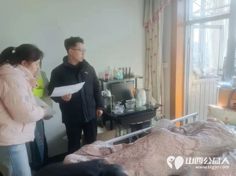 情暖寒冬·爱满太谷 | 晋中市太谷区心连心志愿者协会为辖区困难群众送上米面油对联等慰问品 为坚守一线的环卫工人送上热气腾腾的爱心豆腐脑与早餐 - 第2张