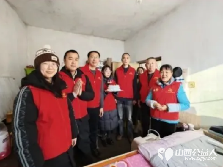 除夕暖山行·爱心不打烊----忻州市爱心公益协会除夕送福为九旬老人过人生第一个被陪伴的生日 - 第10张