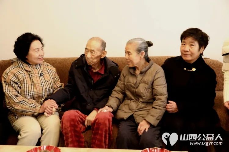 学雷锋做志愿…共同奋进“十五五”山西.省城学雷锋志愿服务总团、太原市关爱下一代志愿者协会举办学雷锋日活动宣传展示慰问老兵 - 第30张