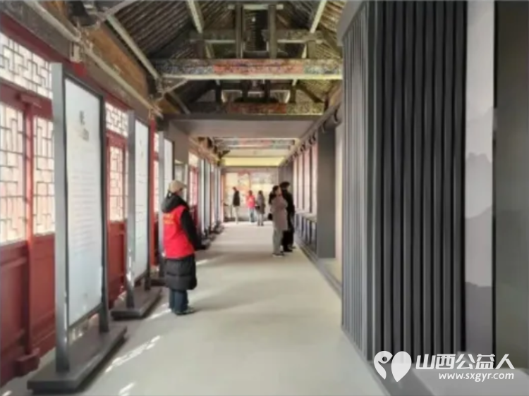 春节不打烊｜长治市义工协会组织志愿者春节7天坚守暖心护航潞安府城隍庙上党门用心用情服务每一位游客 - 第4张