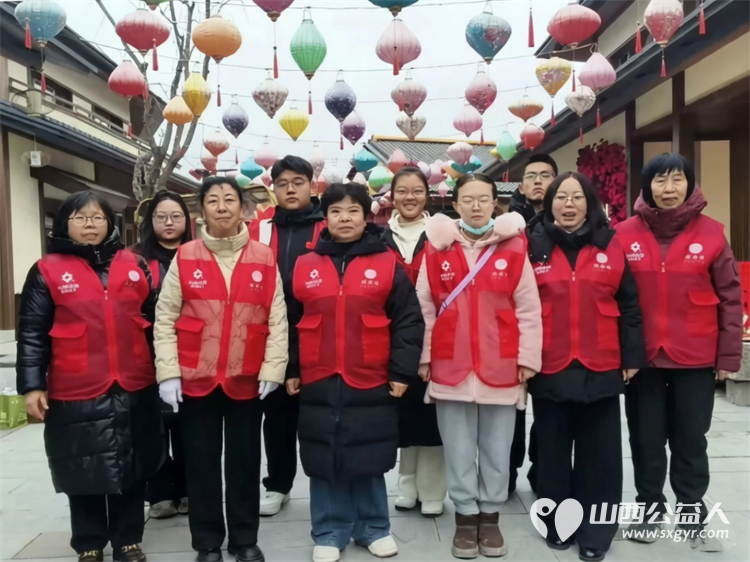 志愿红暖新春！忻州阳光爱心公益团队志愿者主动放弃春节假期在忻州云中河景区志愿坚守非遗摊位暖心服务不打烊 - 第1张