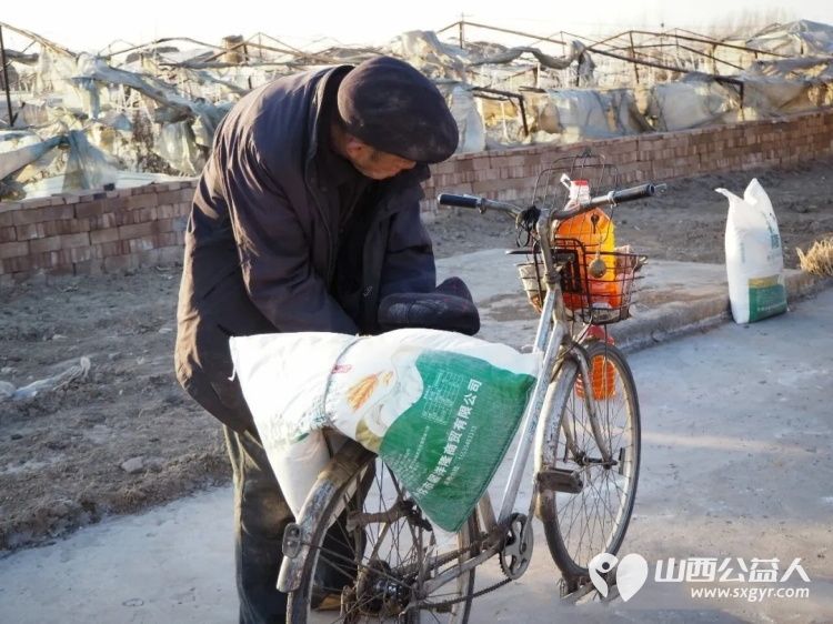 2026年2月11日介休市佛教协会到绵山镇大靳村慰问因病致贫的四户特困家庭在张兰镇下梁村慰问9户贫困家庭送上生活物资 - 第22张