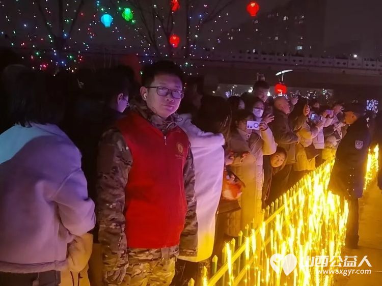 阳泉市义工联合会组织义工护航2026桃河灯会正月十四---十六在桃河公园新泉桥---五渡湿地公园段值守开展秩序维护路线指引文明劝导等服务 - 第11张