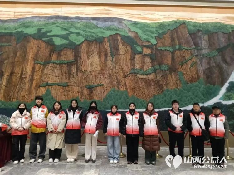 首届民俗盛宴志愿温情护航 长治市正能量公益协会志愿者为市民与游客提供暖心服务成为节日里最动人的风景线 - 第1张