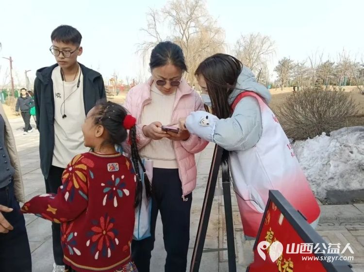 首届民俗盛宴志愿温情护航 长治市正能量公益协会志愿者为市民与游客提供暖心服务成为节日里最动人的风景线 - 第29张