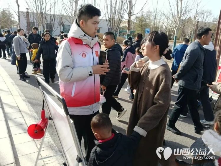 首届民俗盛宴志愿温情护航 长治市正能量公益协会志愿者为市民与游客提供暖心服务成为节日里最动人的风景线 - 第21张