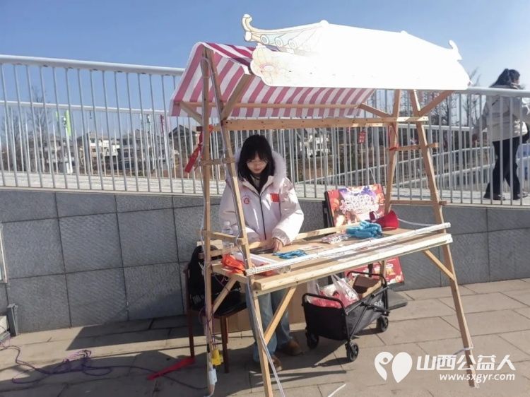 首届民俗盛宴志愿温情护航 长治市正能量公益协会志愿者为市民与游客提供暖心服务成为节日里最动人的风景线 - 第31张