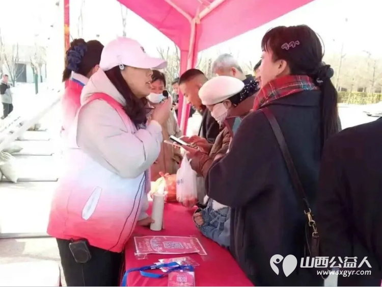 首届民俗盛宴志愿温情护航 长治市正能量公益协会志愿者为市民与游客提供暖心服务成为节日里最动人的风景线 - 第9张