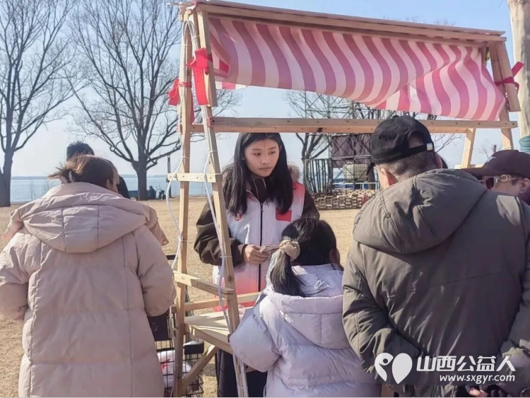 首届民俗盛宴志愿温情护航 长治市正能量公益协会志愿者为市民与游客提供暖心服务成为节日里最动人的风景线 - 第37张