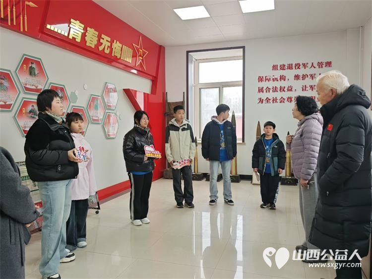 太原市儿童友好促进会儿童义工团的小志愿者采访学习全国优秀志愿者山西省省城学雷锋总团团长----王素娟老师 - 第3张