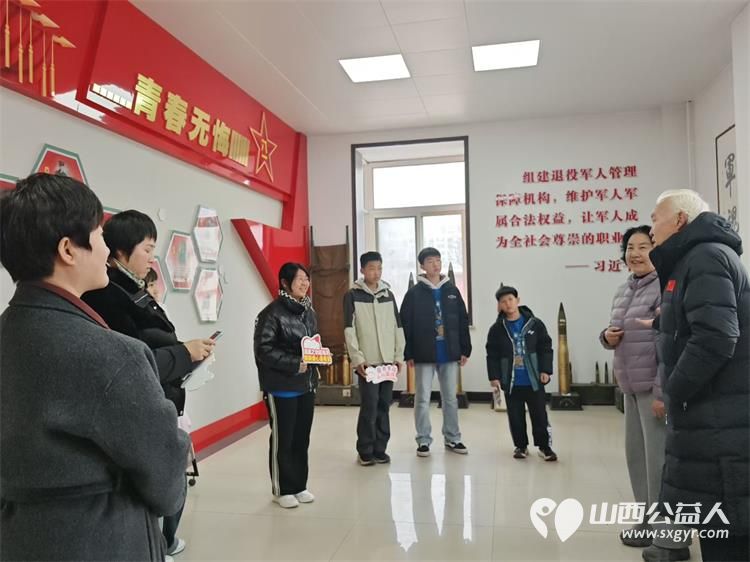 太原市儿童友好促进会儿童义工团的小志愿者采访学习全国优秀志愿者山西省省城学雷锋总团团长----王素娟老师 - 第2张