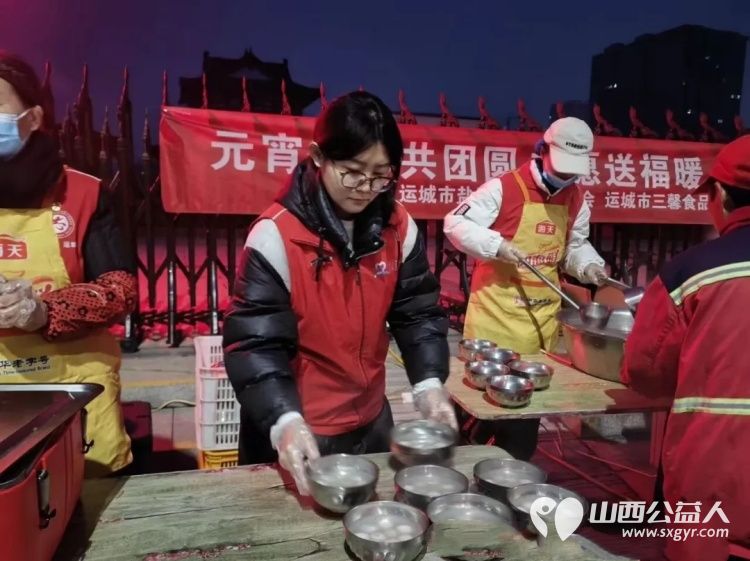 爱心早餐暖盐湖春风化雨志愿行 盐湖区志愿者协会的爱心早餐在元宵佳节和学雷锋纪念日迎来了春天的第一缕温暖这不仅仅是简单的早餐发放更是对环卫工人和所有城市劳动者的深情致敬 - 第18张 - 山西公益人 爱心早餐暖盐湖春风化雨志愿行 盐湖区志愿者协会的爱心早餐在元宵佳节和学雷锋纪念日迎来了春天的第一缕温暖这不仅仅是简单的早餐发放更是对环卫工人和所有城市劳动者的深情致敬 - 第18张