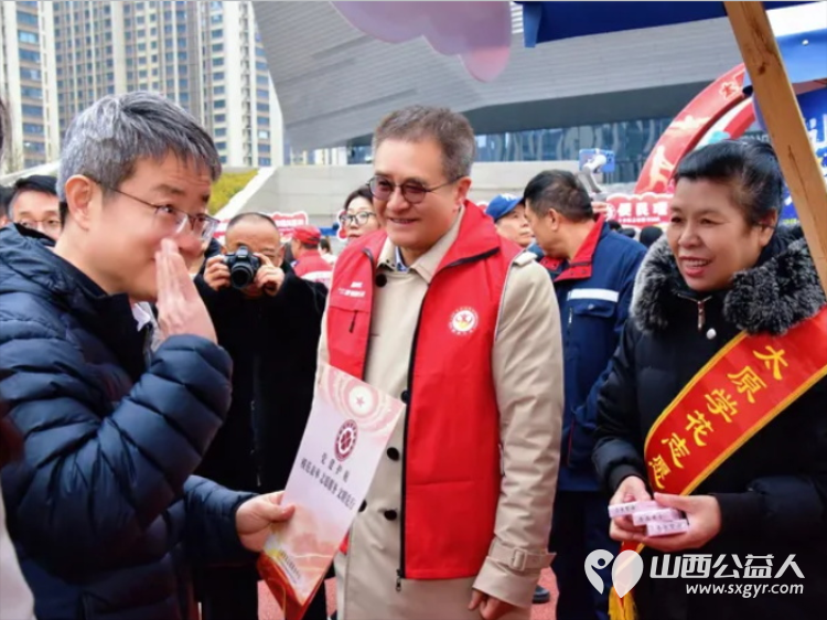 太原市学花志愿服务中心参加太原市 学雷锋做志愿共同奋进十五五 主题志愿服务活动 - 第7张