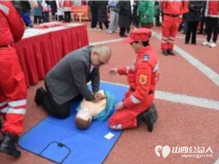 太原市学花志愿服务中心参加太原市 学雷锋做志愿共同奋进十五五 主题志愿服务活动 - 第16张