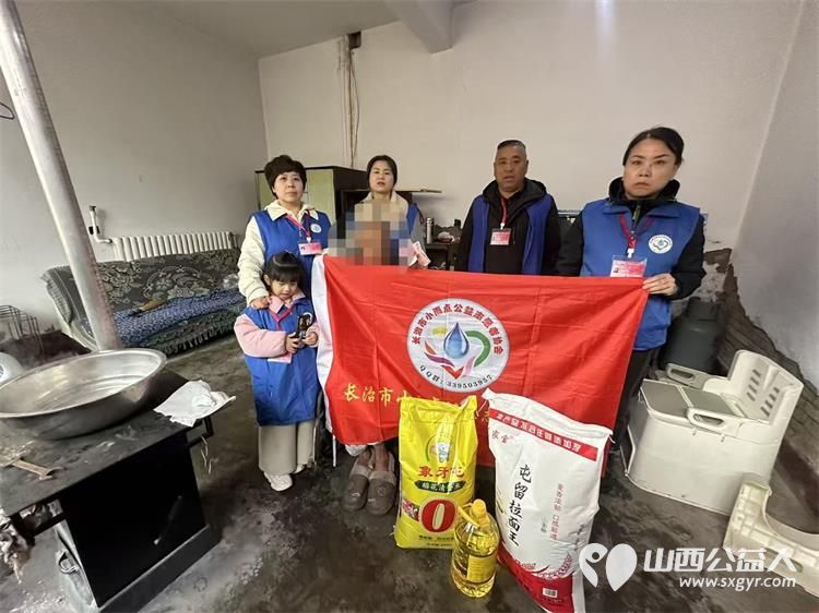长治市小雨点公益志愿者协会组织志愿者走进长子县南陈镇西北陈村看望残疾孤寡老人 - 第1张 - 山西公益人 长治市小雨点公益志愿者协会组织志愿者走进长子县南陈镇西北陈村看望残疾孤寡老人 - 第1张
