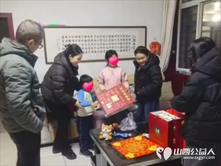 岁寒情深爱心同行 ‖ 长治手牵手帮扶中心各区县团队开展新春送温暖公益行动资助困难孩子牛奶161箱干果礼包161件奖状收纳盒127个捐赠合计27055元物资 - 第41张 - 山西公益人 岁寒情深爱心同行 ‖ 长治手牵手帮扶中心各区县团队开展新春送温暖公益行动资助困难孩子牛奶161箱干果礼包161件奖状收纳盒127个捐赠合计27055元物资 - 第41张