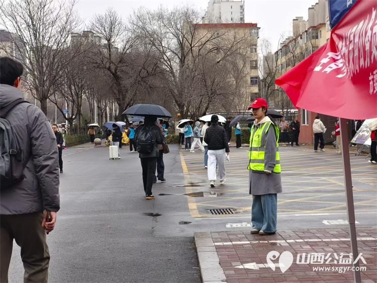 暖心助考.为梦护航----志愿者化身考程护航人 晋中新青年高校志愿者联合服务中心组织成立全省考试录用公务员及选调优秀高校毕业生到基层工作笔试晋中考区志愿服务岗 - 第7张