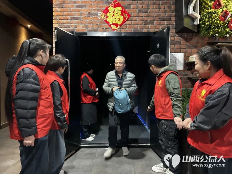 阳泉市义工联合会携阳泉九达国际影城联合邀请99位老人免费观看了热播电影《飞驰人生3》 - 第17张