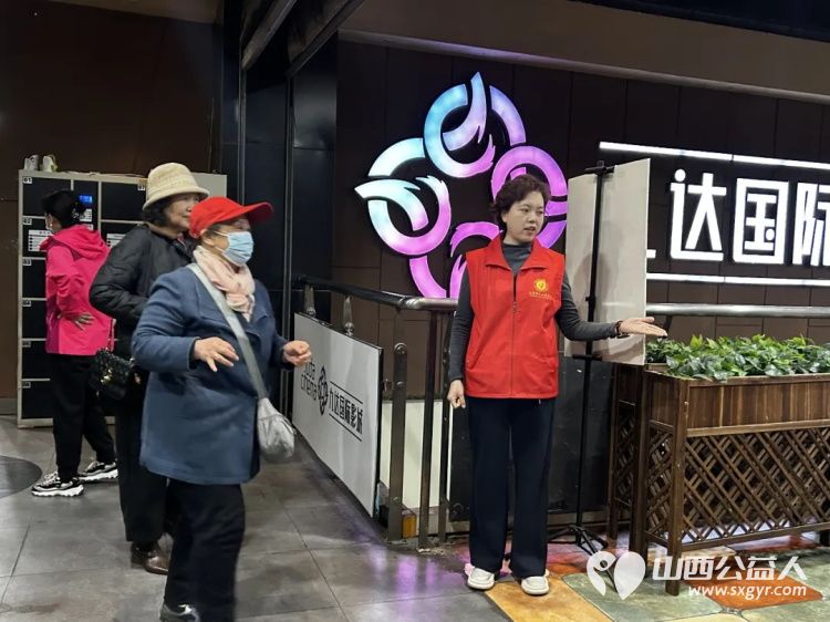 阳泉市义工联合会携阳泉九达国际影城联合邀请99位老人免费观看了热播电影《飞驰人生3》 - 第18张