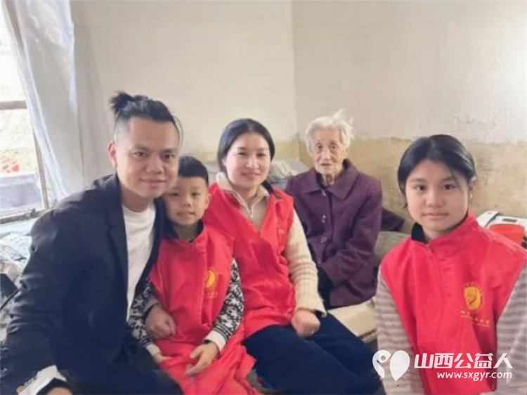 阳泉市义工联合会2026年2月组织义工开展幸福家园敬老服务活动现将部分活动精彩画面呈现给大家 - 第3张