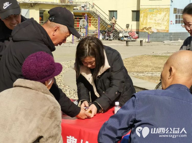 志愿服务进社区健康活动暖人心----介休市敬老协会2026年3月20日走进介休市北关街道水门北街社区为社区所有老人爱心理发义诊 - 第10张 - 山西公益人 志愿服务进社区健康活动暖人心----介休市敬老协会2026年3月20日走进介休市北关街道水门北街社区为社区所有老人爱心理发义诊 - 第10张