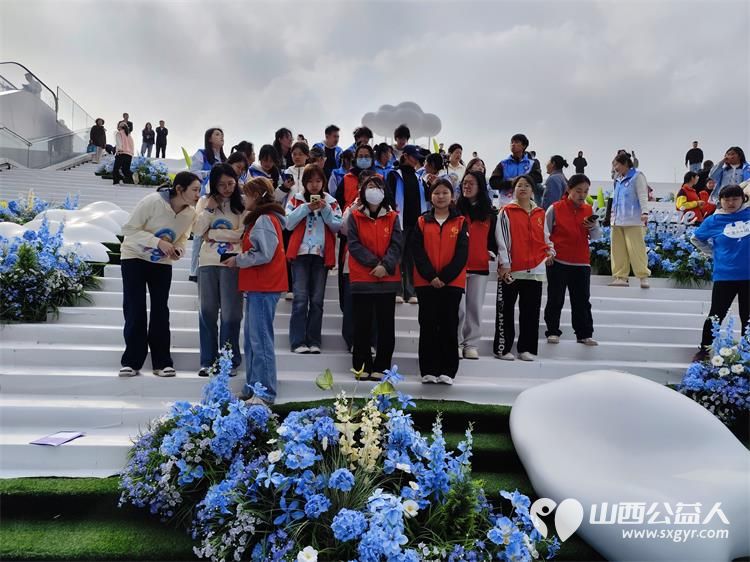 共见星光晋融未来太原市灵星社区服务中心举办2026世界孤独症日融合汇演暨公益集市活动中国人寿集团公司驻晋单位、太原万象城全力支持 - 第14张 - 山西公益人 共见星光晋融未来太原市灵星社区服务中心举办2026世界孤独症日融合汇演暨公益集市活动中国人寿集团公司驻晋单位、太原万象城全力支持 - 第14张