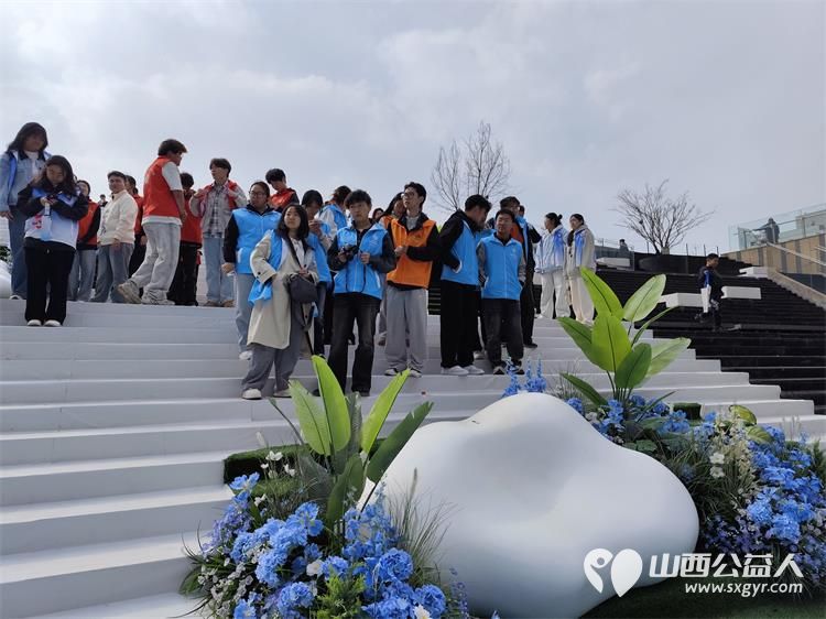 共见星光晋融未来太原市灵星社区服务中心举办2026世界孤独症日融合汇演暨公益集市活动中国人寿集团公司驻晋单位、太原万象城全力支持 - 第15张 - 山西公益人 共见星光晋融未来太原市灵星社区服务中心举办2026世界孤独症日融合汇演暨公益集市活动中国人寿集团公司驻晋单位、太原万象城全力支持 - 第15张