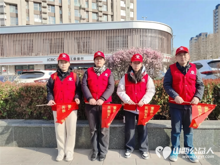 志愿红闪耀平阳 临汾市文明交通志愿者协会助力全国文明城市创建127名志愿者同步到岗覆盖市区3条核心商业主街道19个交通值守岗引导市民自觉遵守交规践行文明出行 - 第11张 - 山西公益人 志愿红闪耀平阳 临汾市文明交通志愿者协会助力全国文明城市创建127名志愿者同步到岗覆盖市区3条核心商业主街道19个交通值守岗引导市民自觉遵守交规践行文明出行 - 第11张