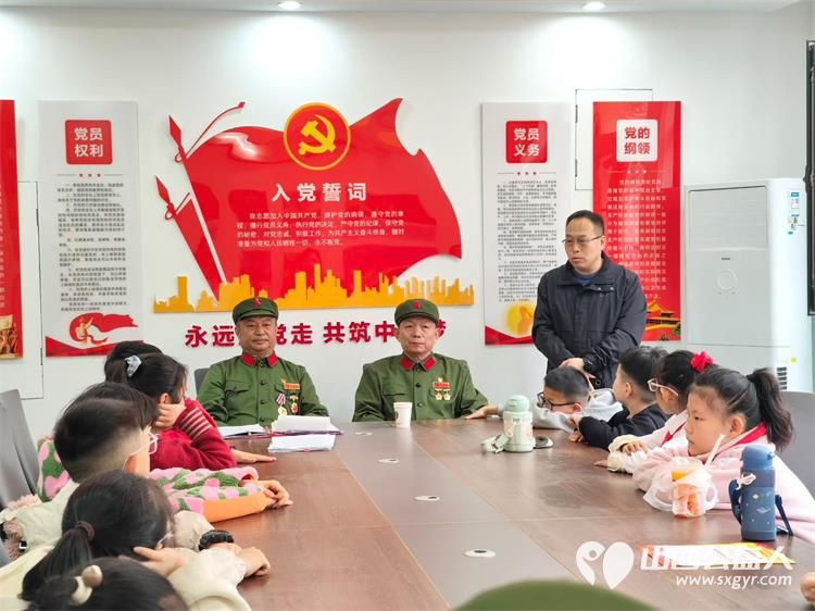 追锋少年奋马扬鞭----太原市烛光志愿服务中心阳光亲人集体陪伴活动圆满举行四位身经百战的老军人爷爷与孩子们面对面分享战斗岁月与学雷锋志愿经历 - 第10张 - 山西公益人 追锋少年奋马扬鞭----太原市烛光志愿服务中心阳光亲人集体陪伴活动圆满举行四位身经百战的老军人爷爷与孩子们面对面分享战斗岁月与学雷锋志愿经历 - 第10张