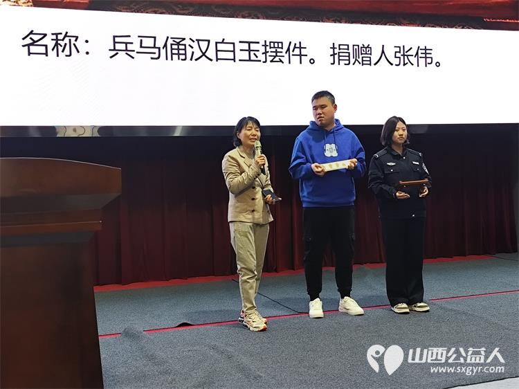 太原市关爱下一代志愿者协会联合山西枫慧关爱中心在太原市园林绿化建设服务中心举办让爱来·让碍走世界孤独症关注日关爱孤独症慈善晚会 - 第49张