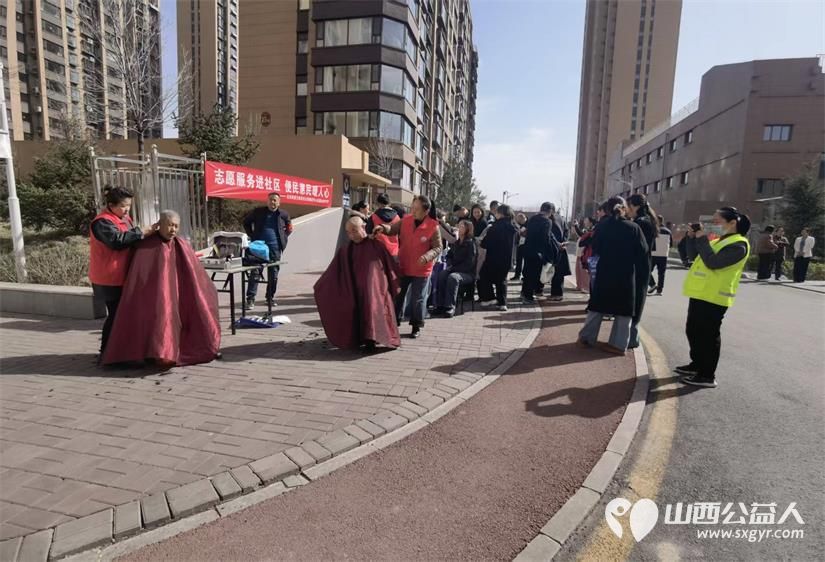 志愿服务进社区健康活动暖人心----介休市敬老协会3月22日组织志愿者在介休市北关街道文峰街社区为社区所有老人爱心理发义诊 - 第10张 - 山西公益人 志愿服务进社区健康活动暖人心----介休市敬老协会3月22日组织志愿者在介休市北关街道文峰街社区为社区所有老人爱心理发义诊 - 第10张