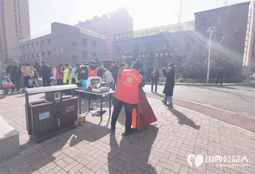 志愿服务进社区健康活动暖人心----介休市敬老协会3月22日组织志愿者在介休市北关街道文峰街社区为社区所有老人爱心理发义诊 - 第9张 - 山西公益人 志愿服务进社区健康活动暖人心----介休市敬老协会3月22日组织志愿者在介休市北关街道文峰街社区为社区所有老人爱心理发义诊 - 第9张
