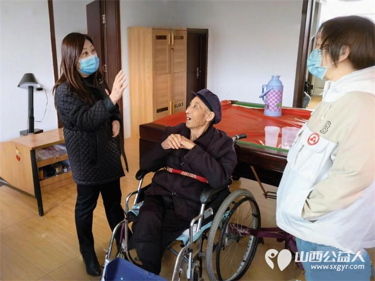 太原市龙城义工组织志愿者去寿阳县石河村养老院学雷锋活动关爱老人是藏在每一次耐心陪伴每一个举动里的温柔 - 第5张