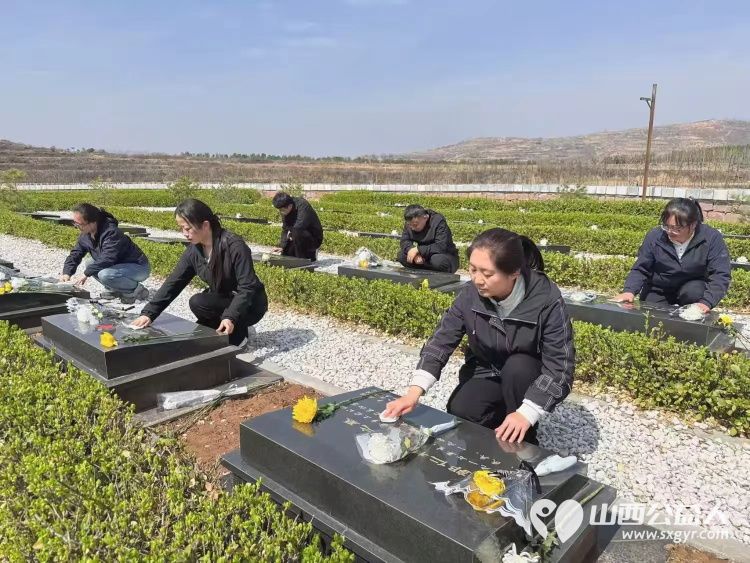 武乡县太东社区开展致敬革命先烈赓续红色血脉凝聚社区力量清明节活动缅怀革命先烈弘扬太行精神为建设美好社区不懈奋斗 - 第7张