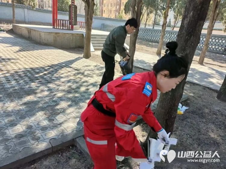 缅怀英烈守初心砥砺担当护平安----繁峙县应急救援协会志愿者前往繁峙县烈士陵园祭扫革命先烈把缅怀之情转化为救援动力立足应急救援岗位 - 第7张