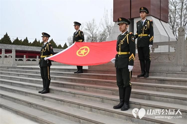 缅怀先烈·厚植情怀----忻州一中主北两校区开展清明节祭英烈活动两校区师生代表前往忻州市烈士陵园向革命先烈敬献花篮并向为国家和民族献出生命的英雄默哀致敬 - 第3张